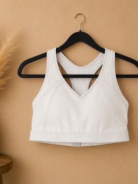 Women’s Racerback Sports Bra - Cream